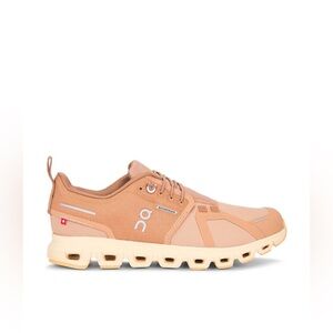 On Cloud 6 Wp Sneaker in Sandstone & Blonde